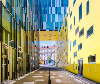 Cité des Affaires de Saint-Étienne. Architecte : Manuelle Gautrand. 1