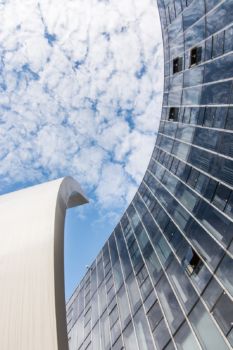 Siège du Parti Communiste. Architecte : Oscar Niemeyer