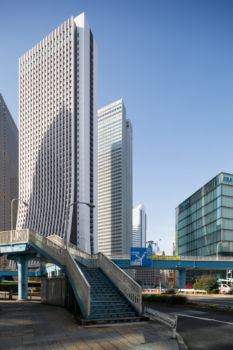 Shinjuku Sompo Japan Building. Architecte : Taisei Construction Co. Ltd. Uchida Shozo