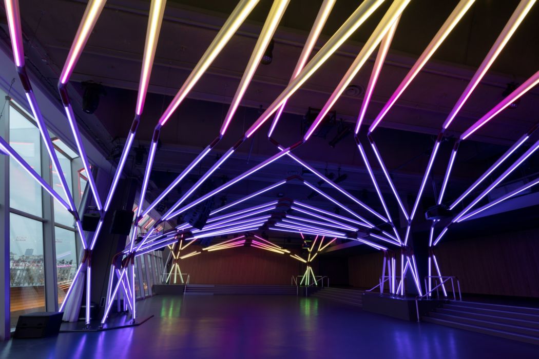 Guto Requena | Terminal 7 | Porte de Versailles terminal 7 boite de nuit