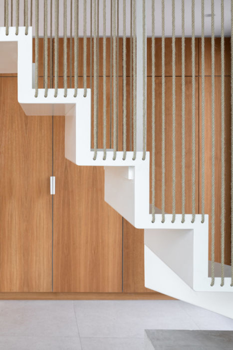 Détail escalier avec cordage