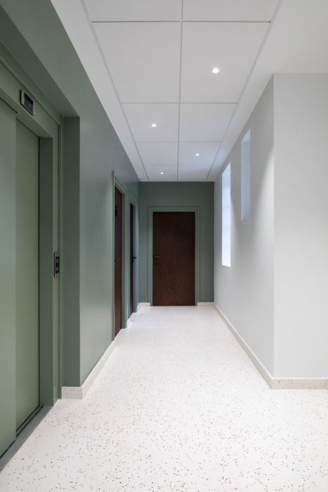 Couloir vert et bois