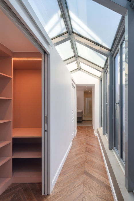 Dressing et couloir vitré